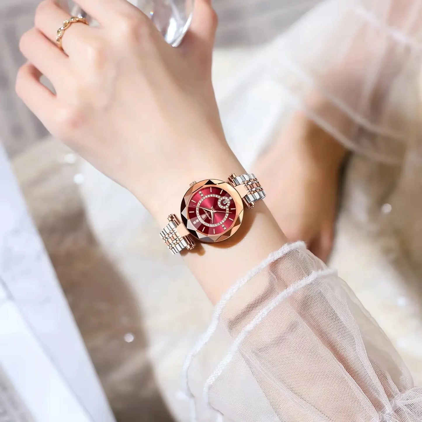 POEDAGAR Luna Elegance – Luxus-Damenarmbanduhr